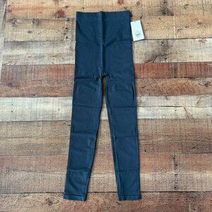 Blanqi Everyday Highwaisted Postpartum + Nursing Support Leggings in Gray -S